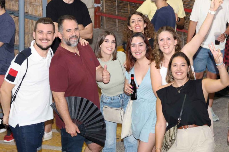 GALERIA de FOTOS de la NIT del PREGÓ de les FESTES de JULIOL de PEDREGUER GALERIA de FOTOS de la NIT del PREGÓ de les FESTES de JULIOL de PEDREGUER