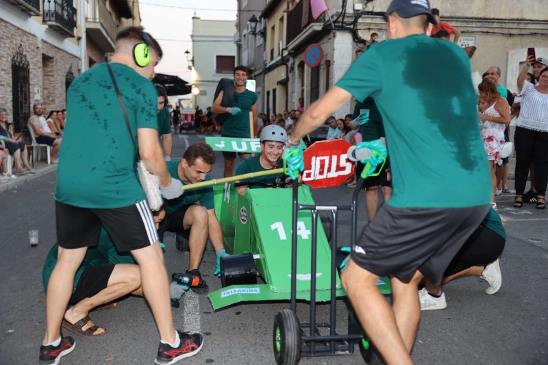 GALERIA DE FOTOS i PREMIS de les CARROSSES de BENIARBEIG: guanyen el Tadeo Jones i el Circ de Segària GALERIA DE FOTOS i PREMIS de les CARROSSES de BENIARBEIG: guanyen el Tadeo Jones i el Circ de Segària