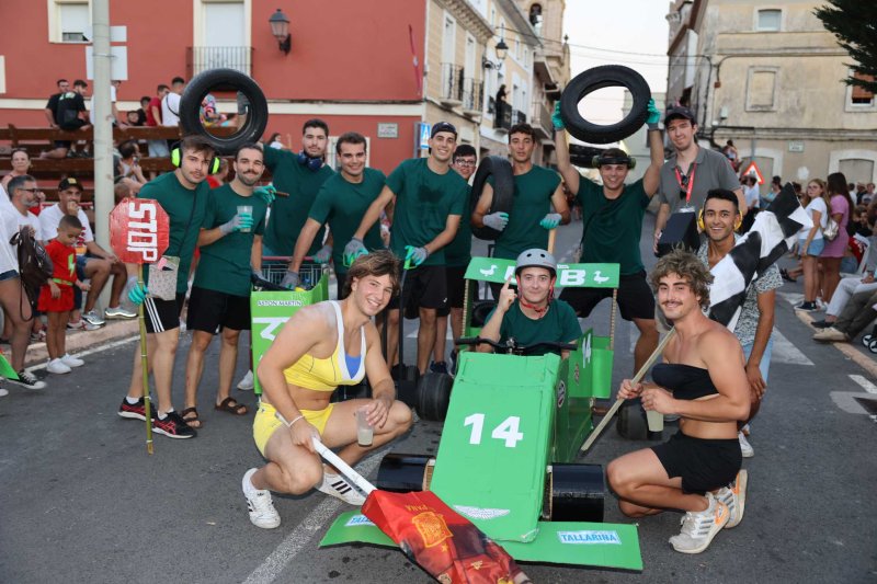 GALERIA DE FOTOS i PREMIS de les CARROSSES de BENIARBEIG: guanyen el Tadeo Jones i el Circ de Segària GALERIA DE FOTOS i PREMIS de les CARROSSES de BENIARBEIG: guanyen el Tadeo Jones i el Circ de Segària