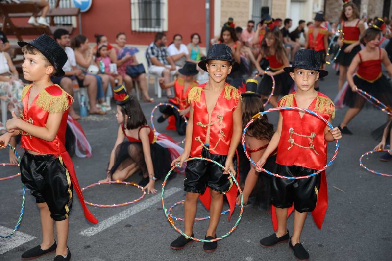 GALERIA DE FOTOS i PREMIS de les CARROSSES de BENIARBEIG: guanyen el Tadeo Jones i el Circ de Segària GALERIA DE FOTOS i PREMIS de les CARROSSES de BENIARBEIG: guanyen el Tadeo Jones i el Circ de Segària