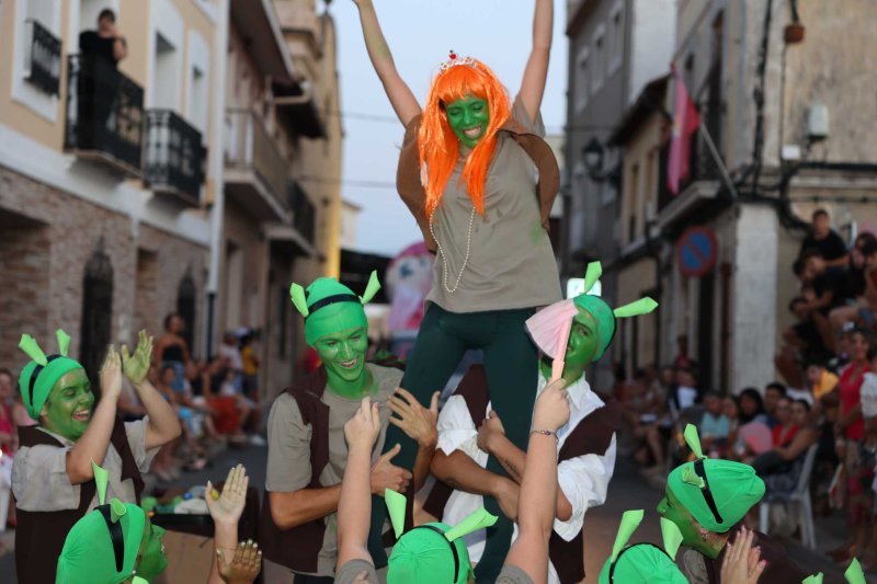 GALERIA DE FOTOS i PREMIS de les CARROSSES de BENIARBEIG: guanyen el Tadeo Jones i el Circ de Segària GALERIA DE FOTOS i PREMIS de les CARROSSES de BENIARBEIG: guanyen el Tadeo Jones i el Circ de Segària