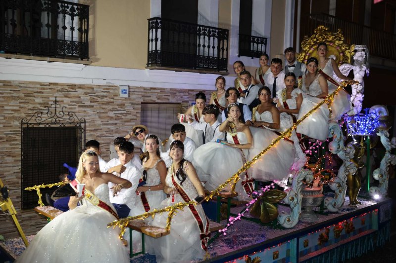 GALERIA DE FOTOS i PREMIS de les CARROSSES de BENIARBEIG: guanyen el Tadeo Jones i el Circ de Segària GALERIA DE FOTOS i PREMIS de les CARROSSES de BENIARBEIG: guanyen el Tadeo Jones i el Circ de Segària