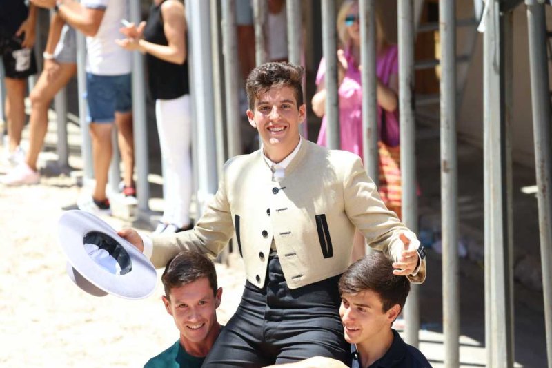 Pedreguer, catedral dels bous al carrer i bressol de toreros i retalladors  Pedreguer, catedral dels bous al carrer i bressol de toreros i retalladors