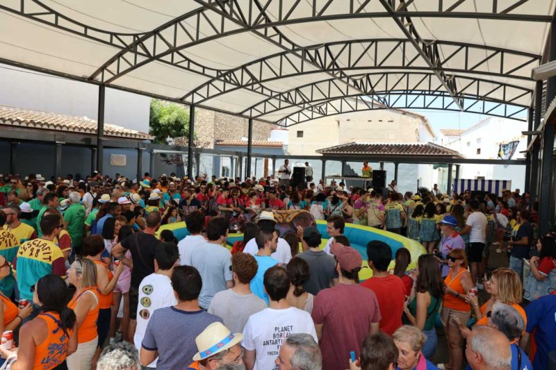 Gran festa de les Quintades a Pedreguer Gran festa de les Quintades a Pedreguer