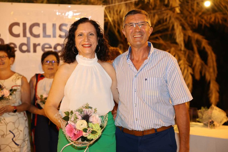 El Club Ciclista Pedreguer repassa la seua trajectòria en la gala del 50 aniversari El Club Ciclista Pedreguer repassa la seua trajectòria en la gala del 50 aniversari