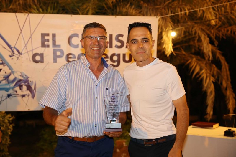 El Club Ciclista Pedreguer repassa la seua trajectòria en la gala del 50 aniversari El Club Ciclista Pedreguer repassa la seua trajectòria en la gala del 50 aniversari