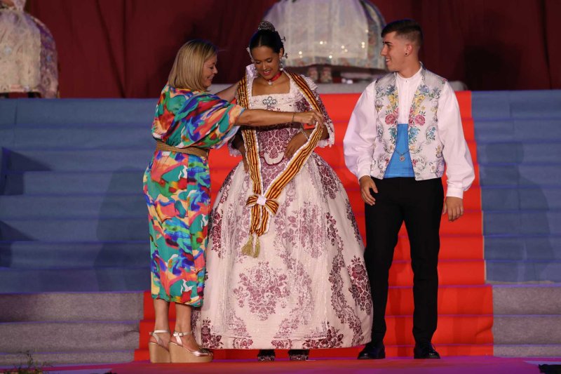 Xàbia proclama Nara Rodríguez regina de Fogueres 2021 Xàbia proclama Nara Rodríguez regina de Fogueres 2021