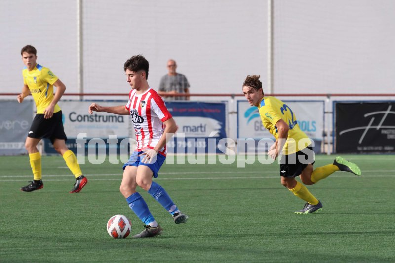 Lliga Comunitat: El Dénia resuelve el derbi contra el Jávea con dos goles en la primera parte Lliga Comunitat: El Dénia resuelve el derbi contra el Jávea con dos goles en la primera parte