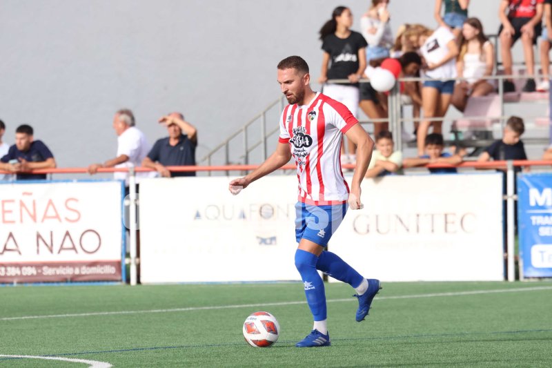 Lliga Comunitat: El Dénia resuelve el derbi contra el Jávea con dos goles en la primera parte Lliga Comunitat: El Dénia resuelve el derbi contra el Jávea con dos goles en la primera parte