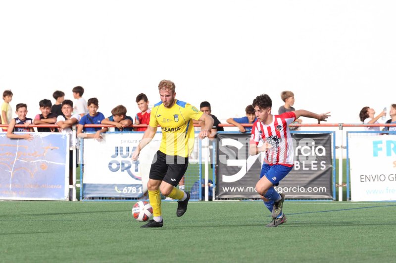 Lliga Comunitat: El Dénia resuelve el derbi contra el Jávea con dos goles en la primera parte Lliga Comunitat: El Dénia resuelve el derbi contra el Jávea con dos goles en la primera parte