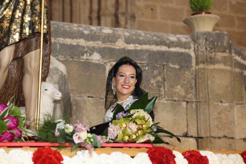 Segon dia de l’ofrena a Sant Joan a Xàbia: torn per a la Retornà 2022, quintes d’aniversaris i penyes Segon dia de l’ofrena a Sant Joan a Xàbia: torn per a la Retornà 2022, quintes d’aniversaris i penyes