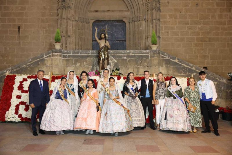 Segon dia de l’ofrena a Sant Joan a Xàbia: torn per a la Retornà 2022, quintes d’aniversaris i penyes Segon dia de l’ofrena a Sant Joan a Xàbia: torn per a la Retornà 2022, quintes d’aniversaris i penyes