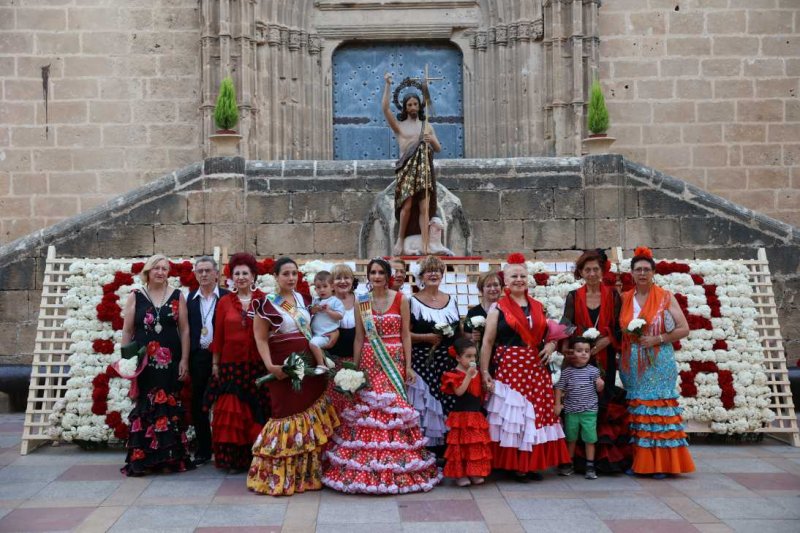 Segon dia de l’ofrena a Sant Joan a Xàbia: torn per a la Retornà 2022, quintes d’aniversaris i penyes Segon dia de l’ofrena a Sant Joan a Xàbia: torn per a la Retornà 2022, quintes d’aniversaris i penyes