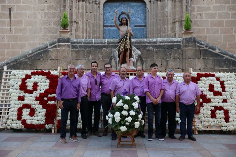 Segon dia de l’ofrena a Sant Joan a Xàbia: torn per a la Retornà 2022, quintes d’aniversaris i penyes Segon dia de l’ofrena a Sant Joan a Xàbia: torn per a la Retornà 2022, quintes d’aniversaris i penyes