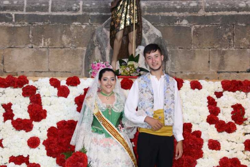 Segon dia de l’ofrena a Sant Joan a Xàbia: torn per a la Retornà 2022, quintes d’aniversaris i penyes Segon dia de l’ofrena a Sant Joan a Xàbia: torn per a la Retornà 2022, quintes d’aniversaris i penyes