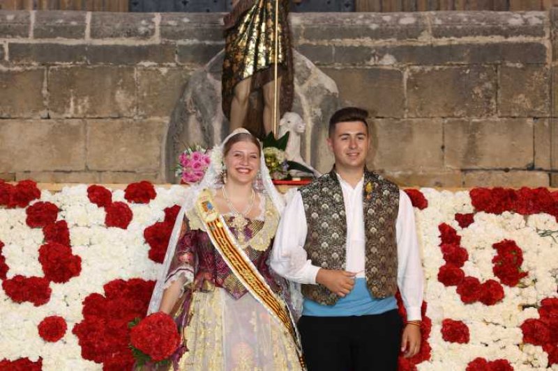 Segon dia de l’ofrena a Sant Joan a Xàbia: torn per a la Retornà 2022, quintes d’aniversaris i penyes Segon dia de l’ofrena a Sant Joan a Xàbia: torn per a la Retornà 2022, quintes d’aniversaris i penyes