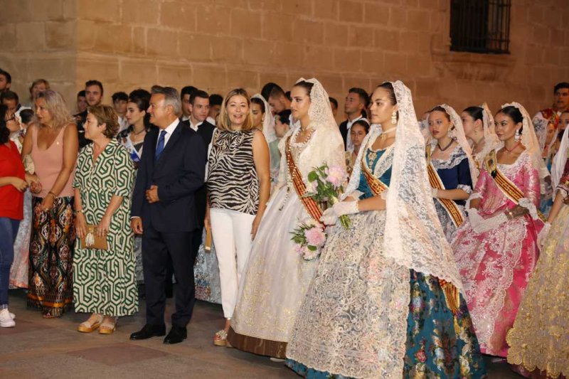 Segon dia de l’ofrena a Sant Joan a Xàbia: torn per a la Retornà 2022, quintes d’aniversaris i penyes Segon dia de l’ofrena a Sant Joan a Xàbia: torn per a la Retornà 2022, quintes d’aniversaris i penyes