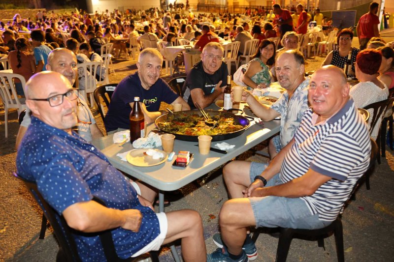 GALERIA DE FOTOS de la festa de les paelles de Gata  GALERIA DE FOTOS de la festa de les paelles de Gata