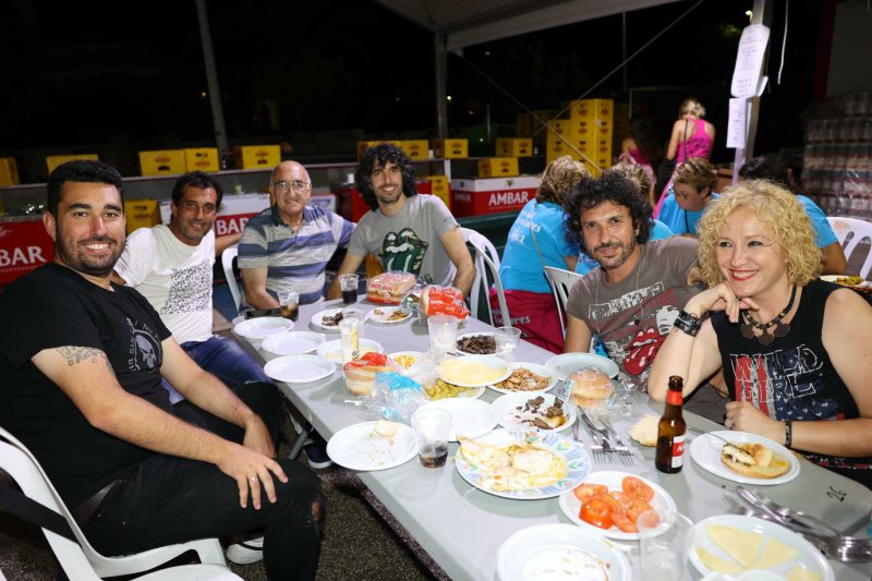 La Penya Ca l’Avi guanya el concurs de paelles de les Fogueres de Xàbia La Penya Ca l’Avi guanya el concurs de paelles de les Fogueres de Xàbia